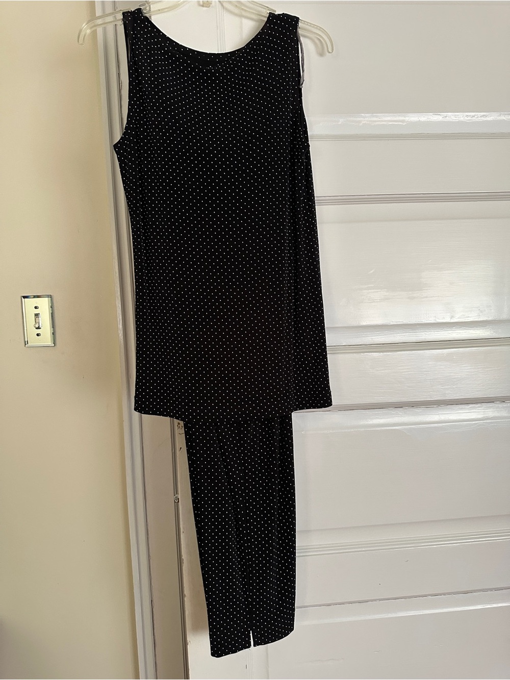 Ronni Nicole Black Sleeveless Polka Dot Top - Picture 2 of 5